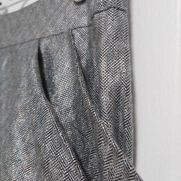 Lipsy London grey mino skirt, size: 8 - Picture 3 of 10